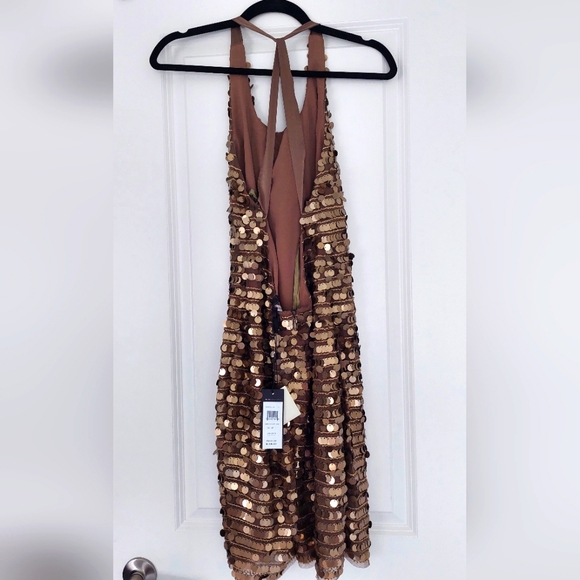 Luxury Dress - Picture 5 of 11